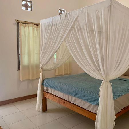 The Village Rua Beach Homestay Экстерьер фото
