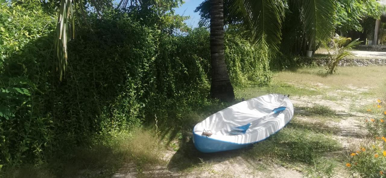 The Village Rua Beach Homestay Экстерьер фото