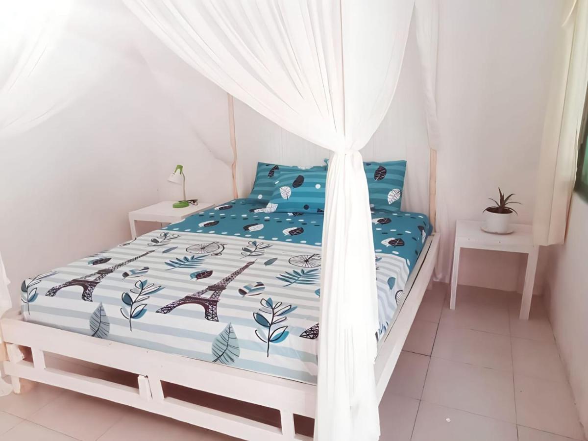 The Village Rua Beach Homestay Экстерьер фото